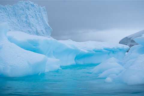 The Antarctic – Extremes at the Southern End of the World
