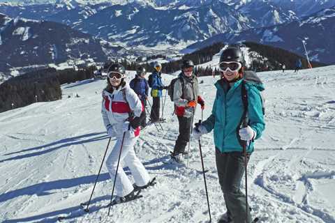 A Guide to Planning Skiing Trips with Friends