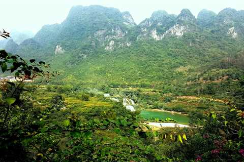 Ban Gioc Waterfall: Vietnam Most Beautiful Waterfall