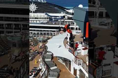 The latest cruise ship attraction, ROBOTRON! Feeling like a shaken martini! 😝 🍸   #mscseascape