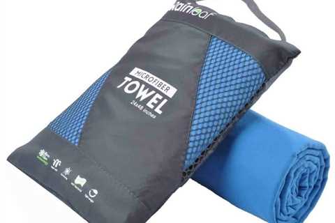 11 Best Microfiber Towels for Travel in 2023 (Fast Dry + Lightweight)