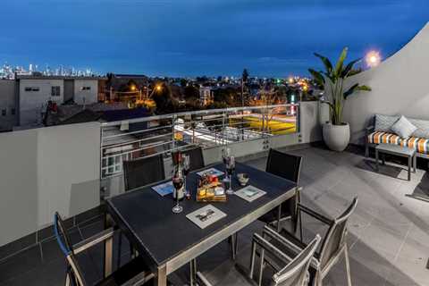Pet-Friendly Short Stay Apartments in Melbourne