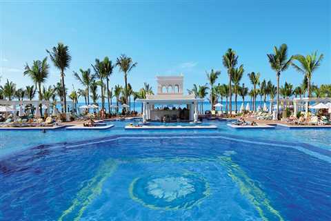 Top 3 All-Inclusive Resorts in Puerto Vallarta