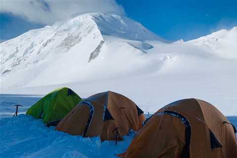 CLIMB TO MOUNT KHUITEN MONGOLIA CLIMB - Discover Altai