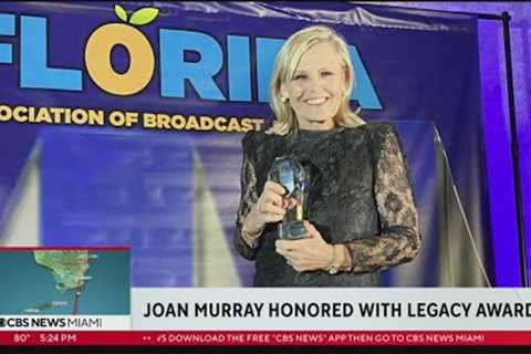 CBS News Miami journalist receives award in Orlando