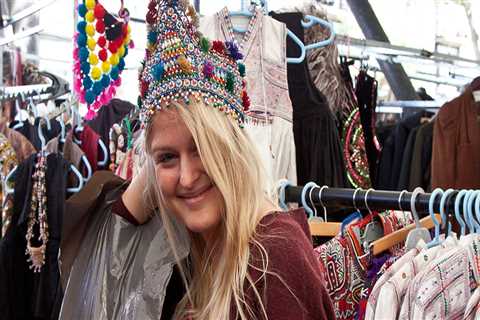 Portobello Market: Iconic London Shopping