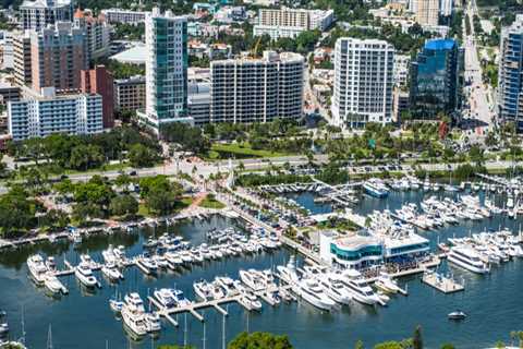How Wealthy is Sarasota? A Look at the Cultural Coast of Florida