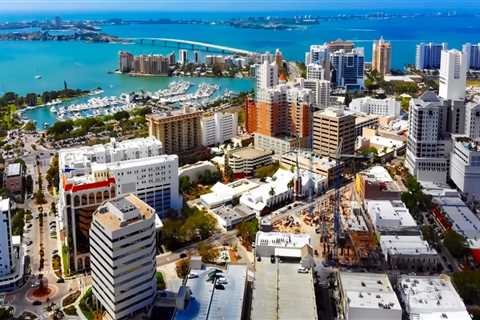 Living in Sarasota, FL: Pros and Cons