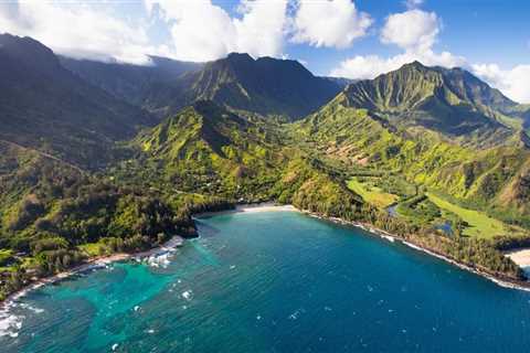 When is the Best Time to Fly to Hawaii for the Cheapest Price?