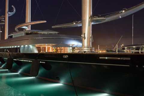 Top 10 Extravagant Houseboat Vacation Rental - Boat Hire Hub