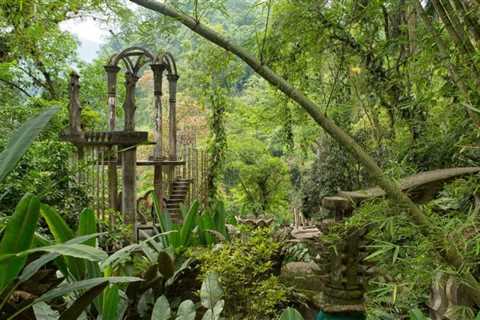 This Surrealist Garden Is One Of The Best Hidden Gems In Mexico
