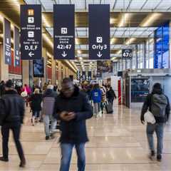 Best ways to get from Orly Airport to the Paris city center