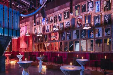 Experience the Nightlife of Chicago with Age Restrictions