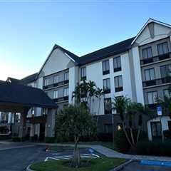 Exploring the Budget-Friendly Inns in Lee County, Florida